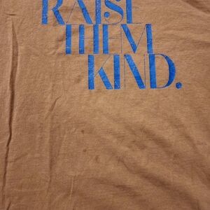 Pebby Forevee "Raise Them Kind" Rust Colorway Side Slit T Womens XXL.